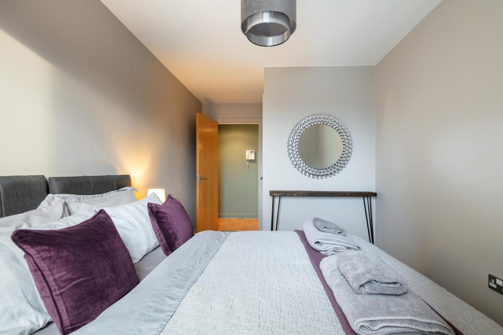 Excel, O2, Canary Wharf, London City Airport - Free Parking מראה חיצוני תמונה
